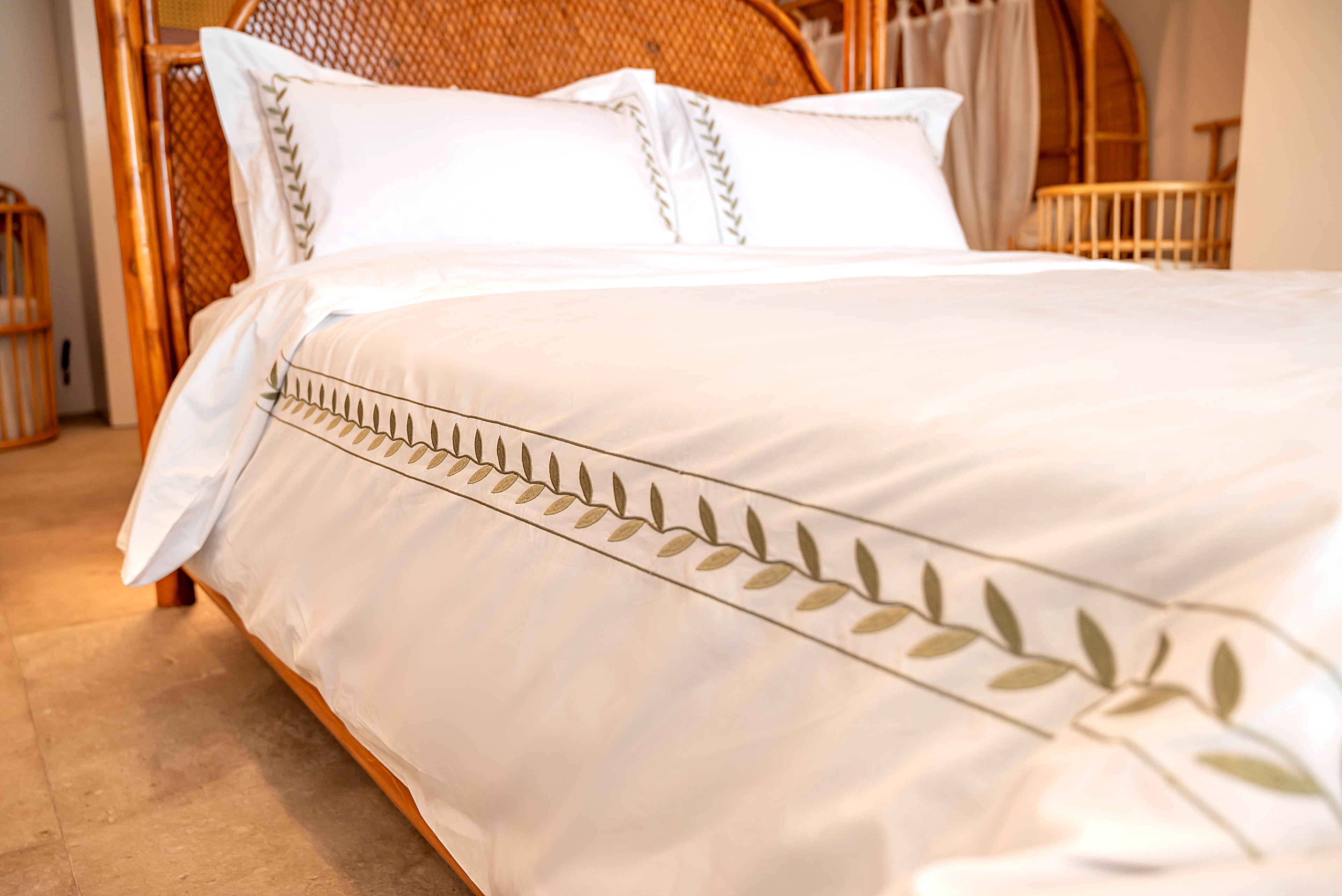 Embroidered Duvet Cover Set – 300 Thread Count Egyptian Giza Cotton