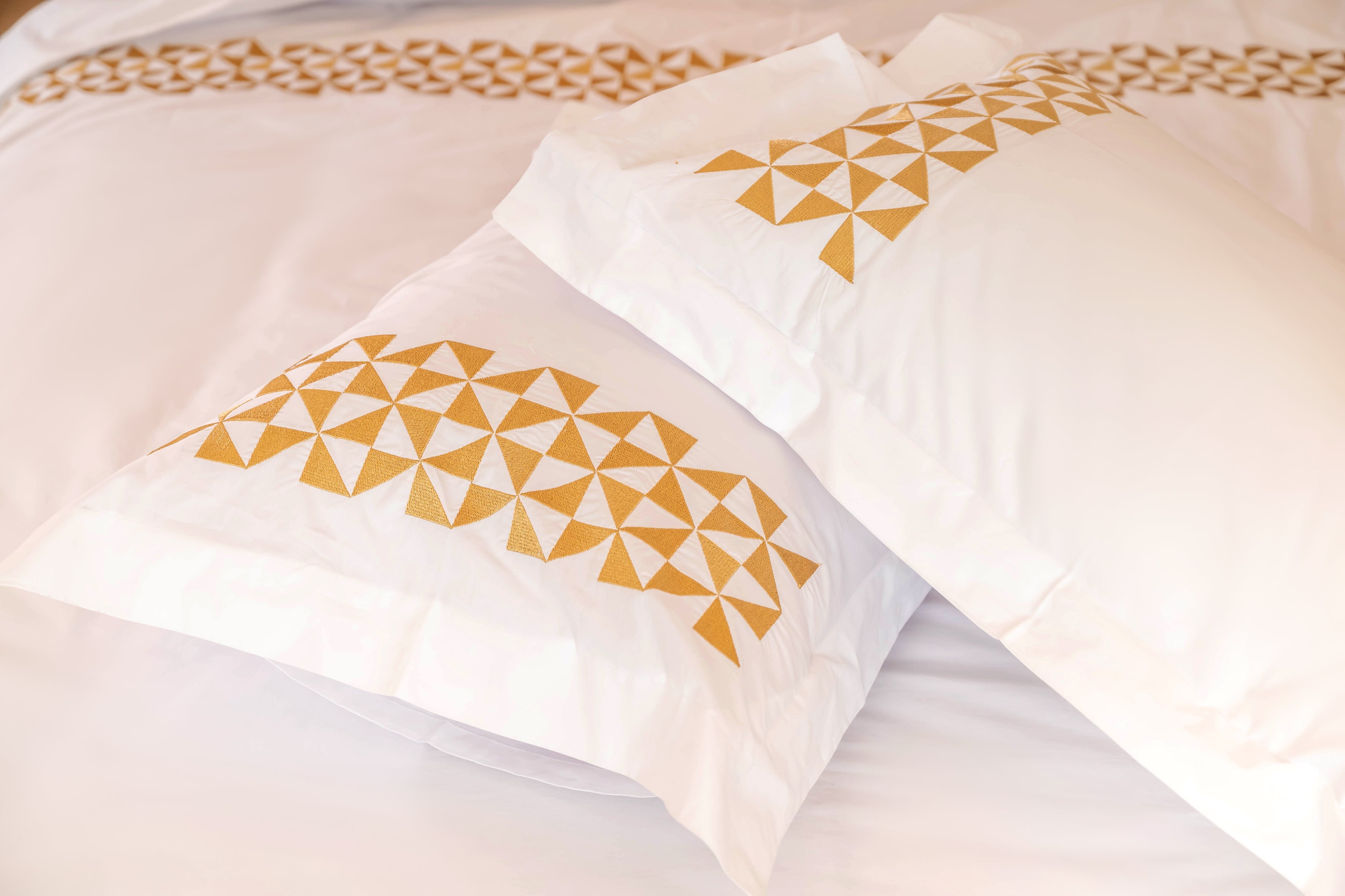 Embroidered Duvet Cover Set – 300 Thread Count Egyptian Giza Cotton