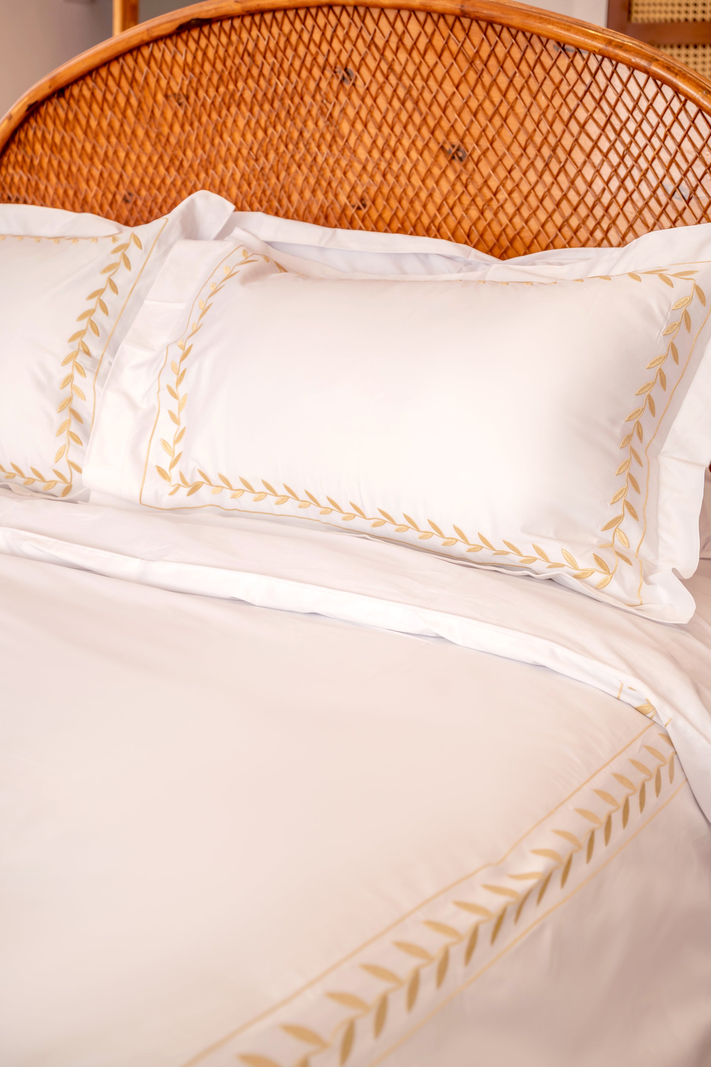 Embroidered Duvet Cover Set – 600 Thread Count Egyptian Giza Satin Cotton