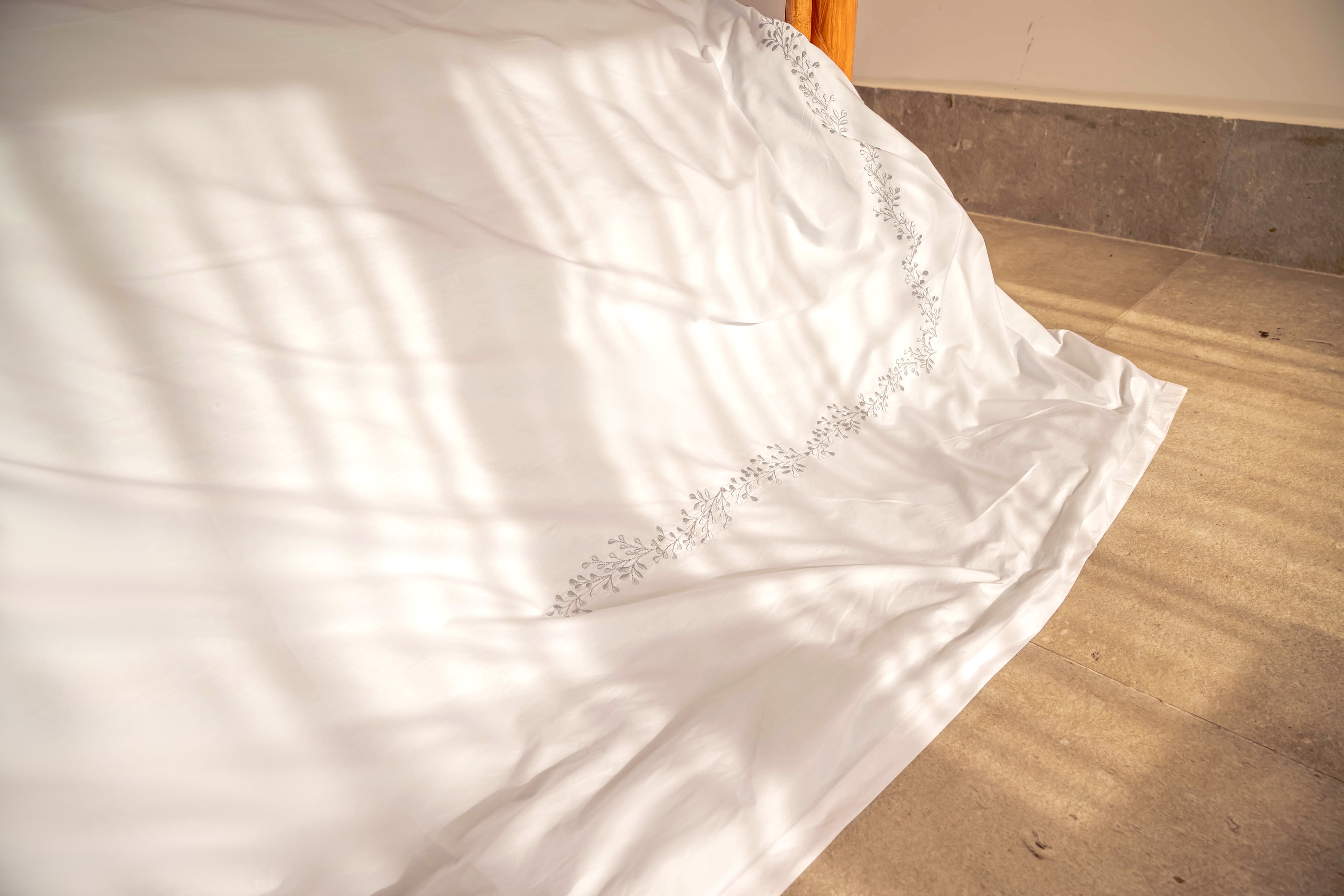 Embroidered Duvet Cover Set – 300 Thread Count Egyptian Giza Cotton