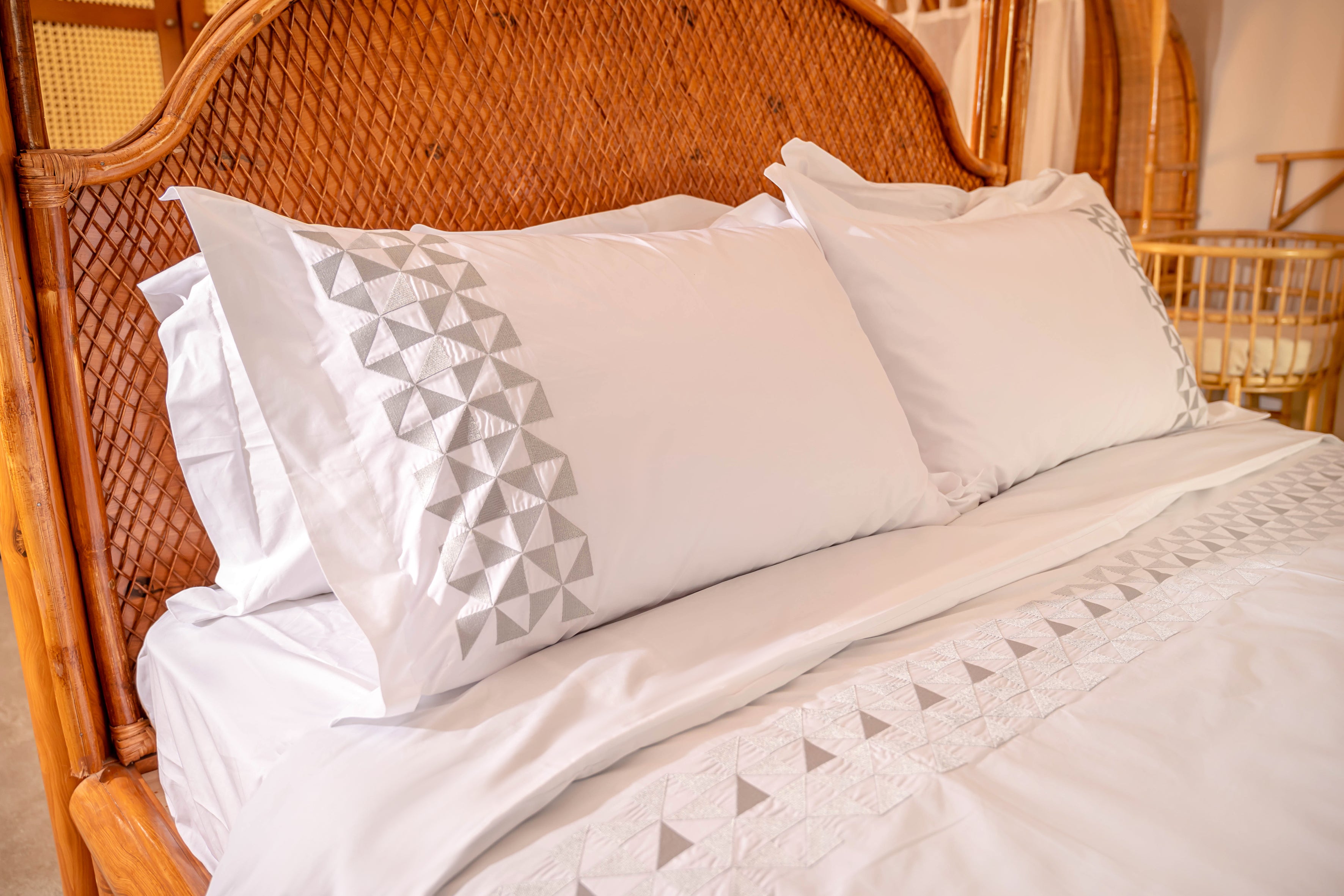 Embroidered Duvet Cover Set – 300 Thread Count Egyptian Giza Cotton