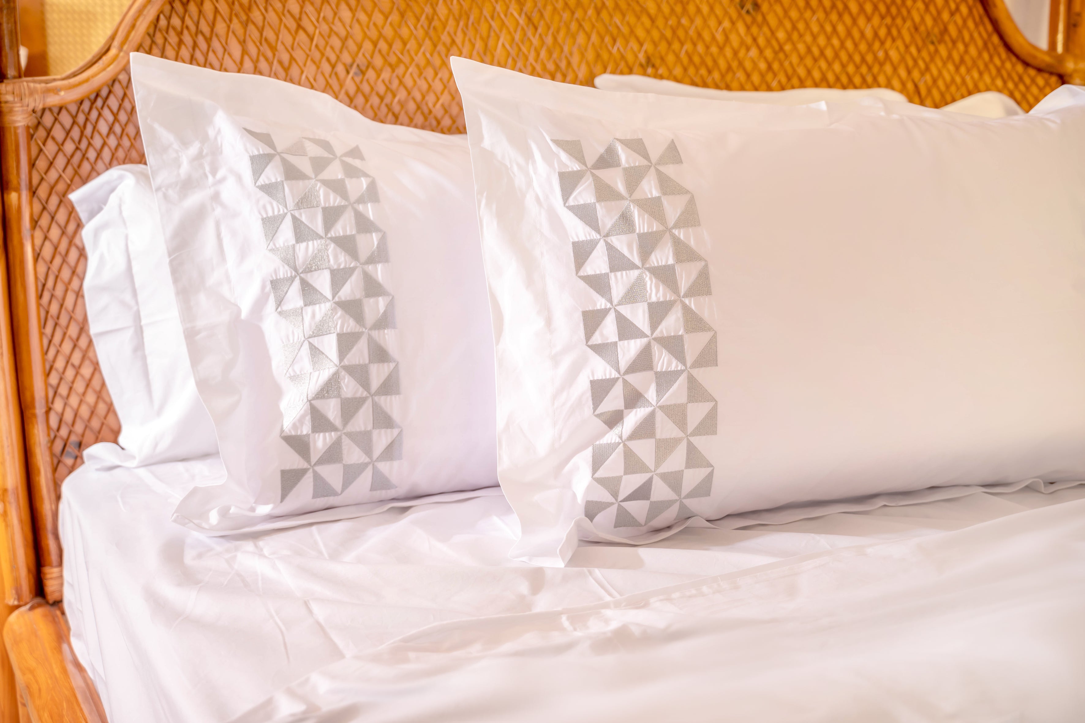 Embroidered Duvet Cover Set – 300 Thread Count Egyptian Giza Cotton