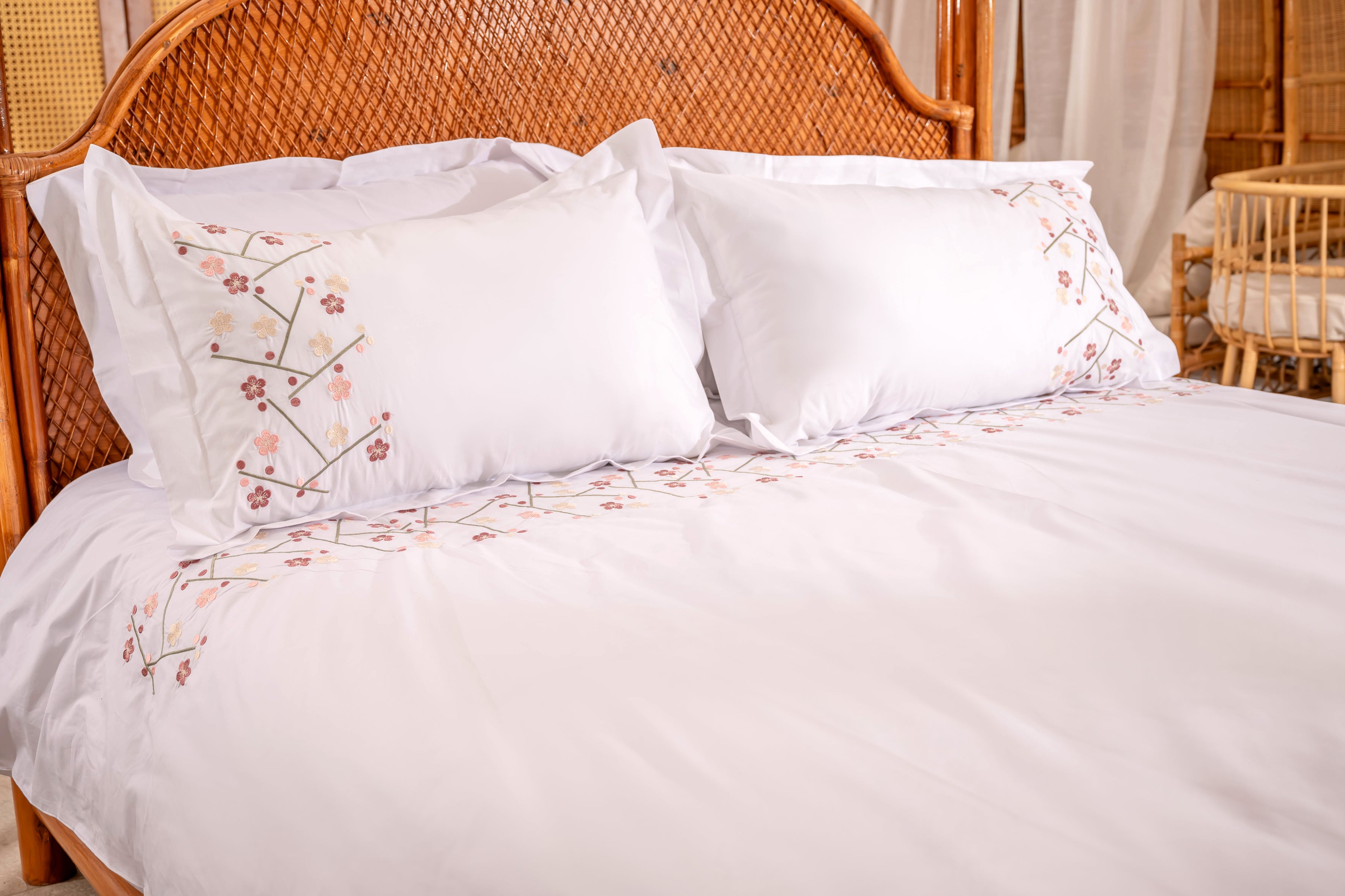 Embroidered Duvet Cover Set – 300 Thread Count Egyptian Giza Cotton